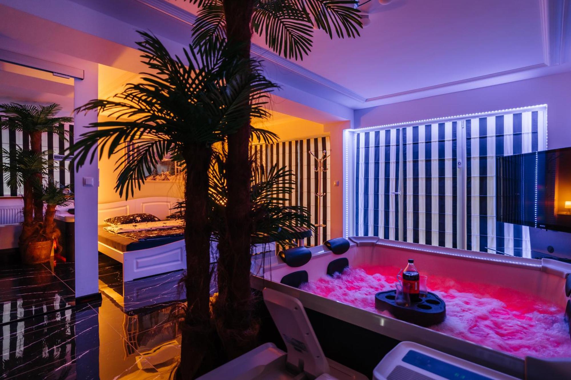 RzepiskaApartament Domek Grill Bukowina Bialka Jaucuzzi W Pokoju Na Wylacznoscアパートメント エクステリア 写真