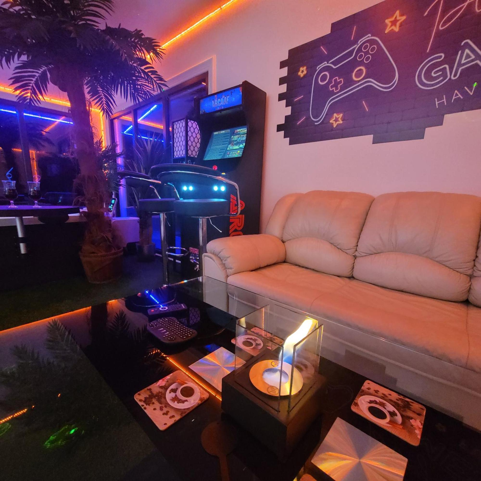 RzepiskaApartament Domek Grill Bukowina Bialka Jaucuzzi W Pokoju Na Wylacznoscアパートメント エクステリア 写真