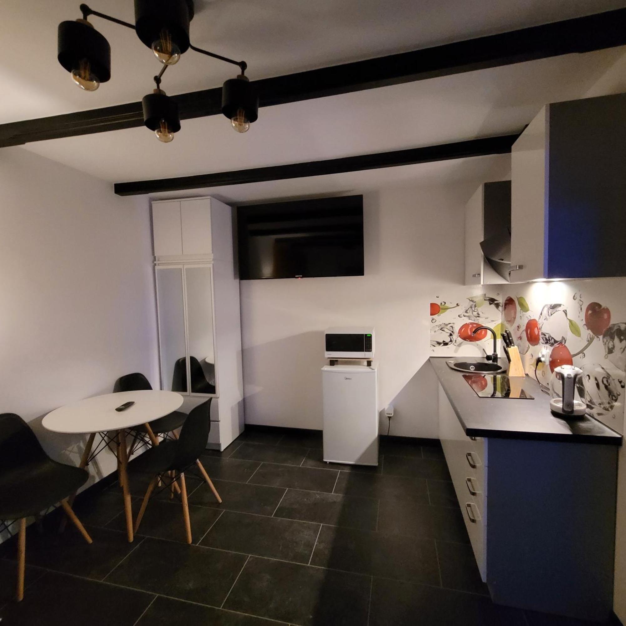 RzepiskaApartament Domek Grill Bukowina Bialka Jaucuzzi W Pokoju Na Wylacznoscアパートメント エクステリア 写真